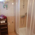 In Mit Privatem Parkplatz By Interhome Appartement *