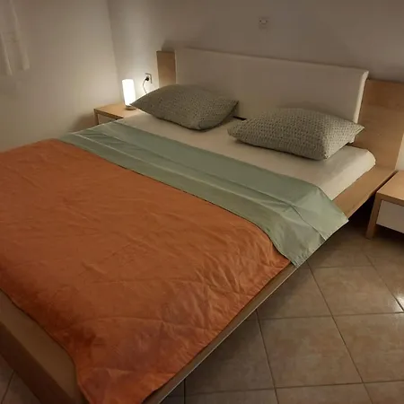 Appartement In Mit Privatem Parkplatz By Interhome *